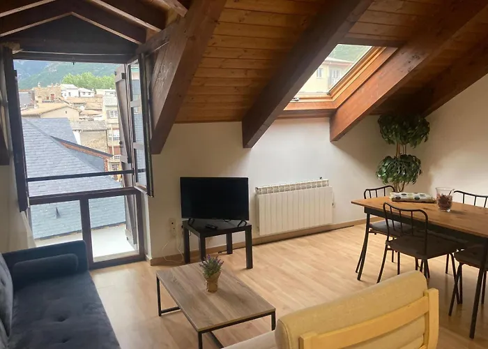 At Refugio Del Pirineo Lägenhet *